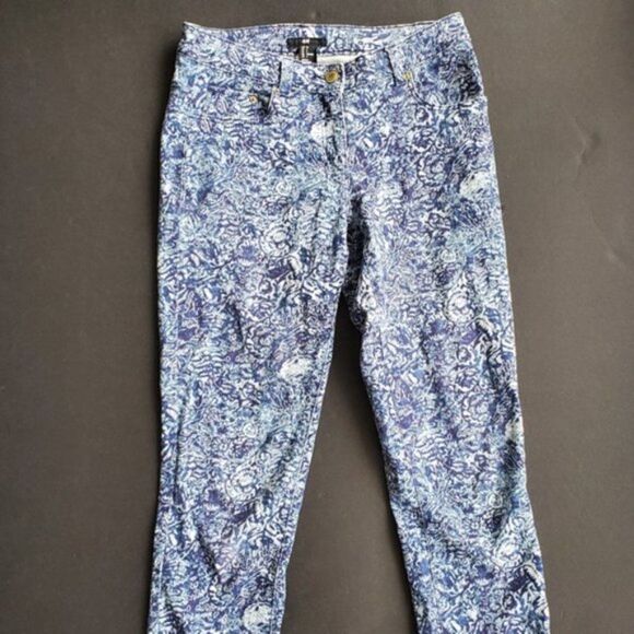 💍H&M Blue and white Paisley Dress Pants - Picture 2 of 8
